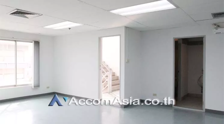  Office space For Rent in Sathorn, Bangkok  near BTS Chong Nonsi (AA15990)